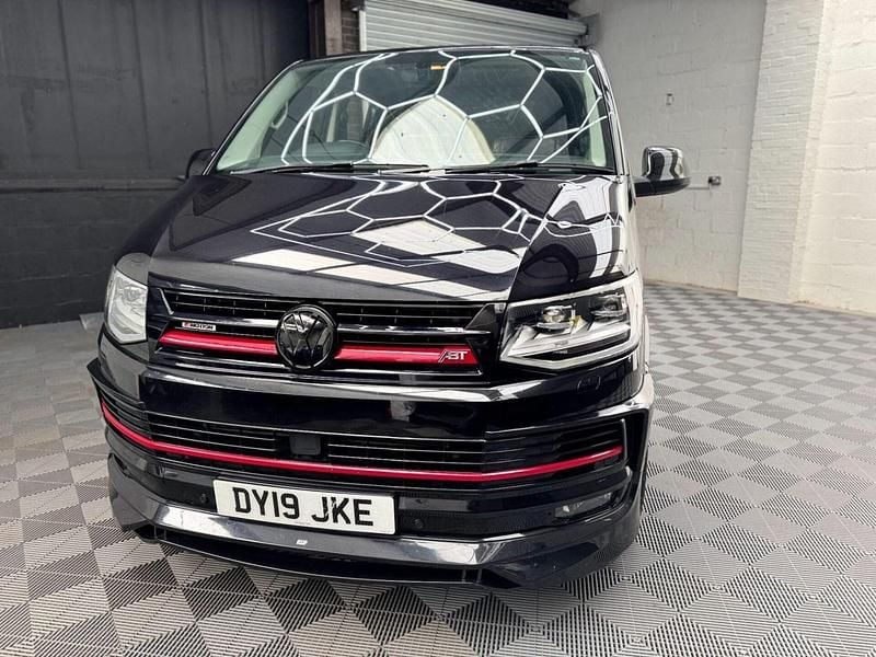 Used VW Transporter Highline 201 HP (147 kW) 2019 Black Van