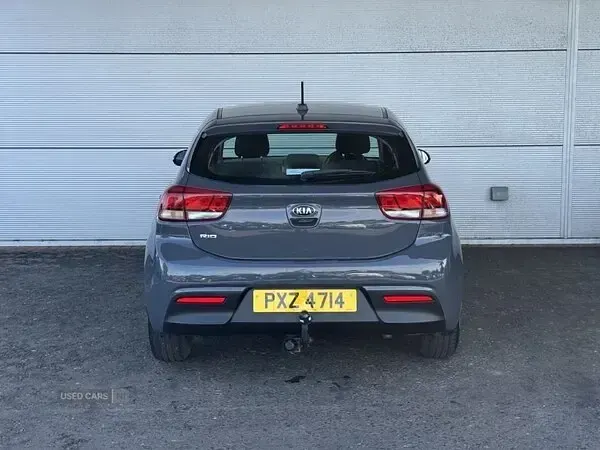 Used Kia Rio 84 HP (61 kW) 2021 Grey Hatchback