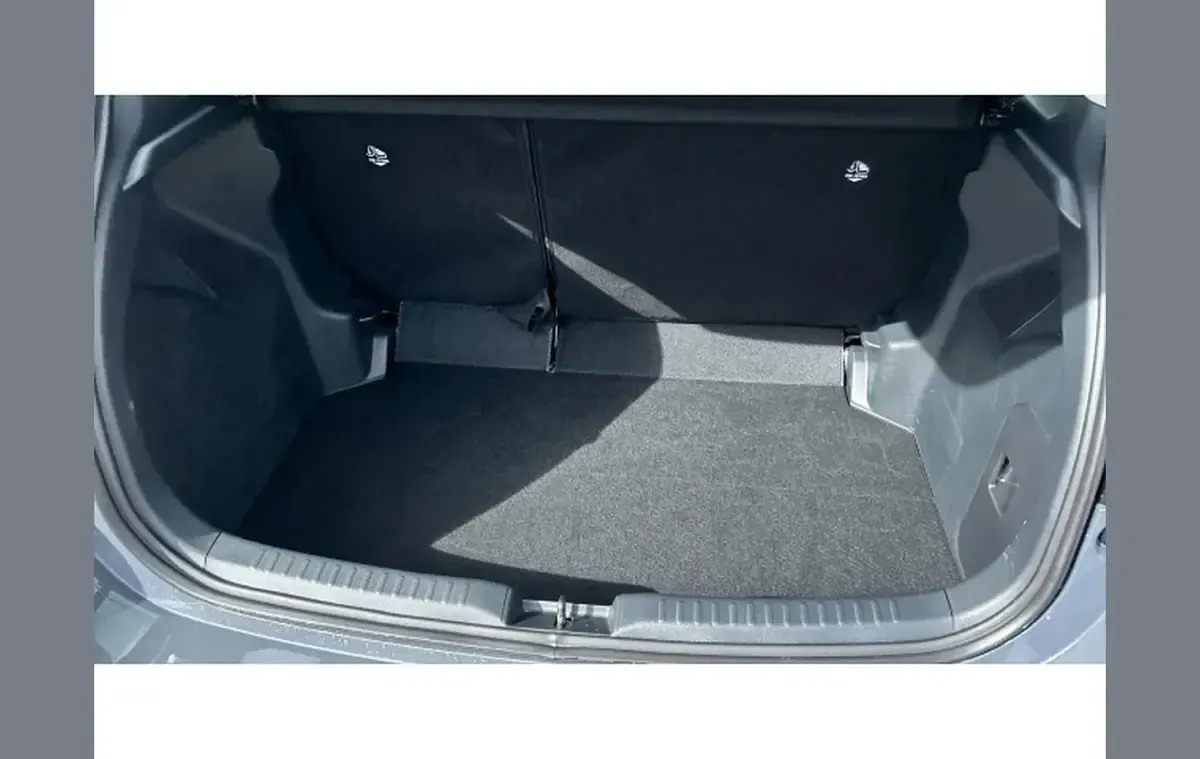 New Mazda 2 Center-Line 113 HP (83 kW) 2025 Other Hatchback