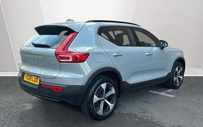 Usado Volvo XC40 Plus 197 HP (144 kW) 2026 SUV