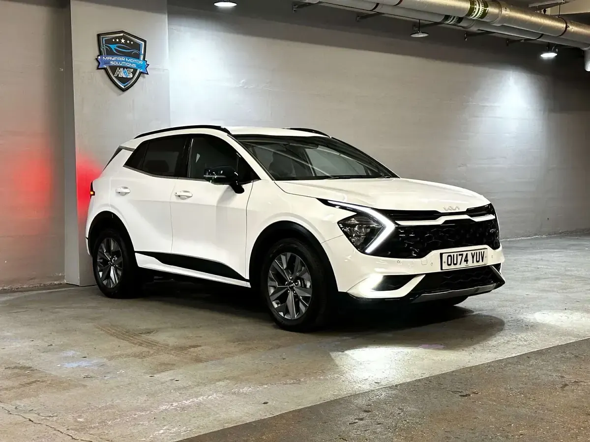 Used Kia Sportage GT-Line 209 HP (153 kW) 2024 White SUV