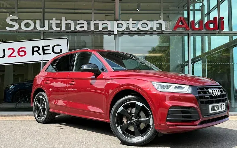 Usado Audi Q5 Black Edition 245 HP (180 kW) 2020 SUV