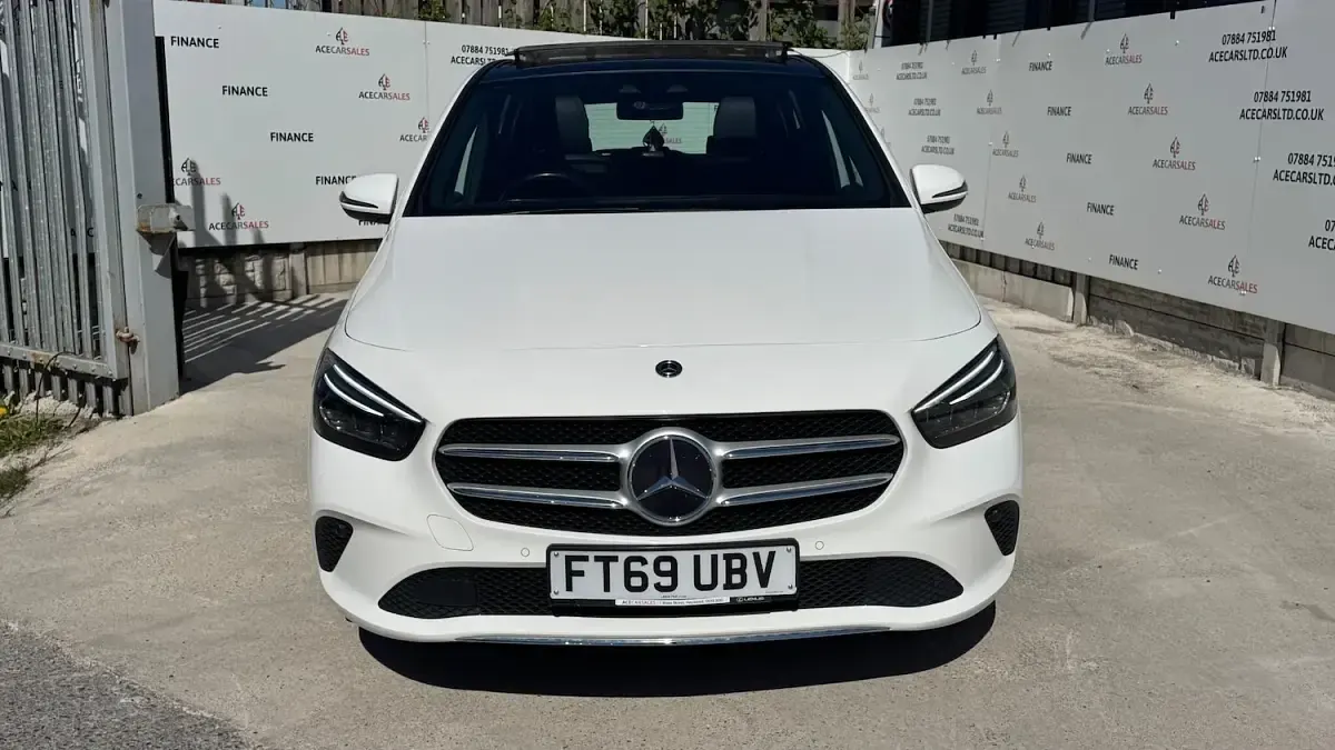 Used Mercedes B200 Premium Plus 2019 White Hatchback