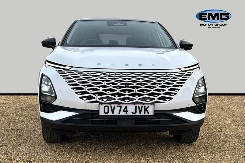 Used Omoda 5 186 HP (136 kW) 2024 White/black SUV