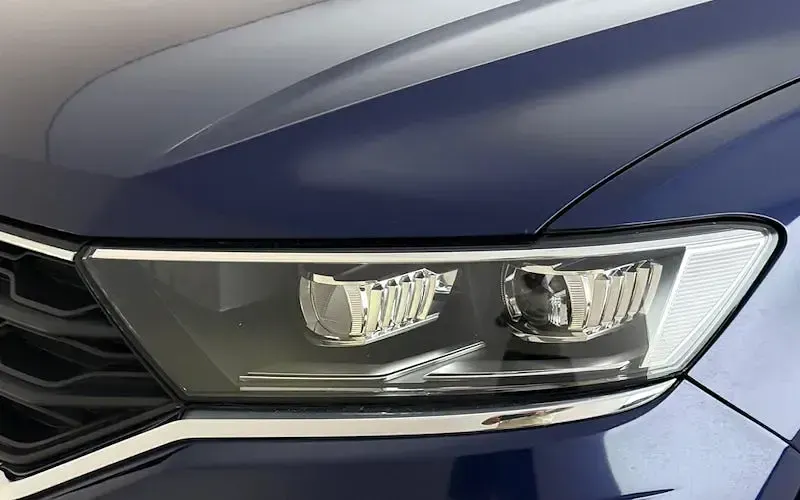 Used VW T-Roc SEL 150 HP (110 kW) 2018 Blue SUV