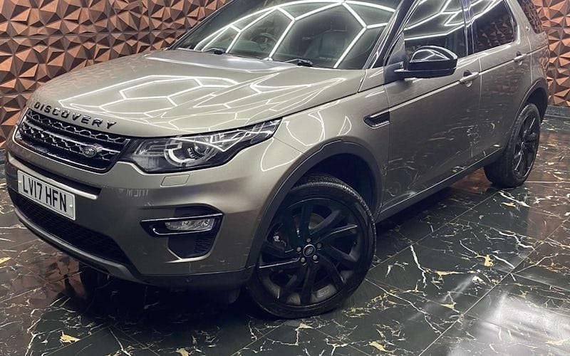 Used Land Rover Discovery Sport HSE 179 HP (131 kW) 2017 Silver SUV