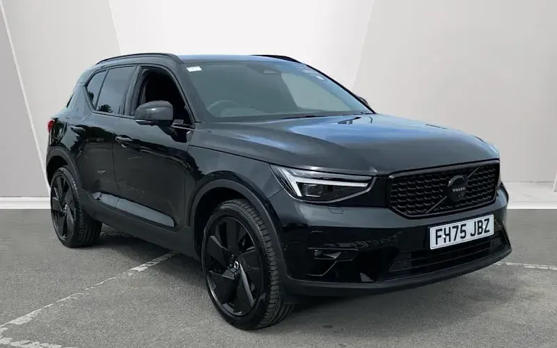 Used Volvo XC40 Plus 197 HP (144 kW) 2026 SUV