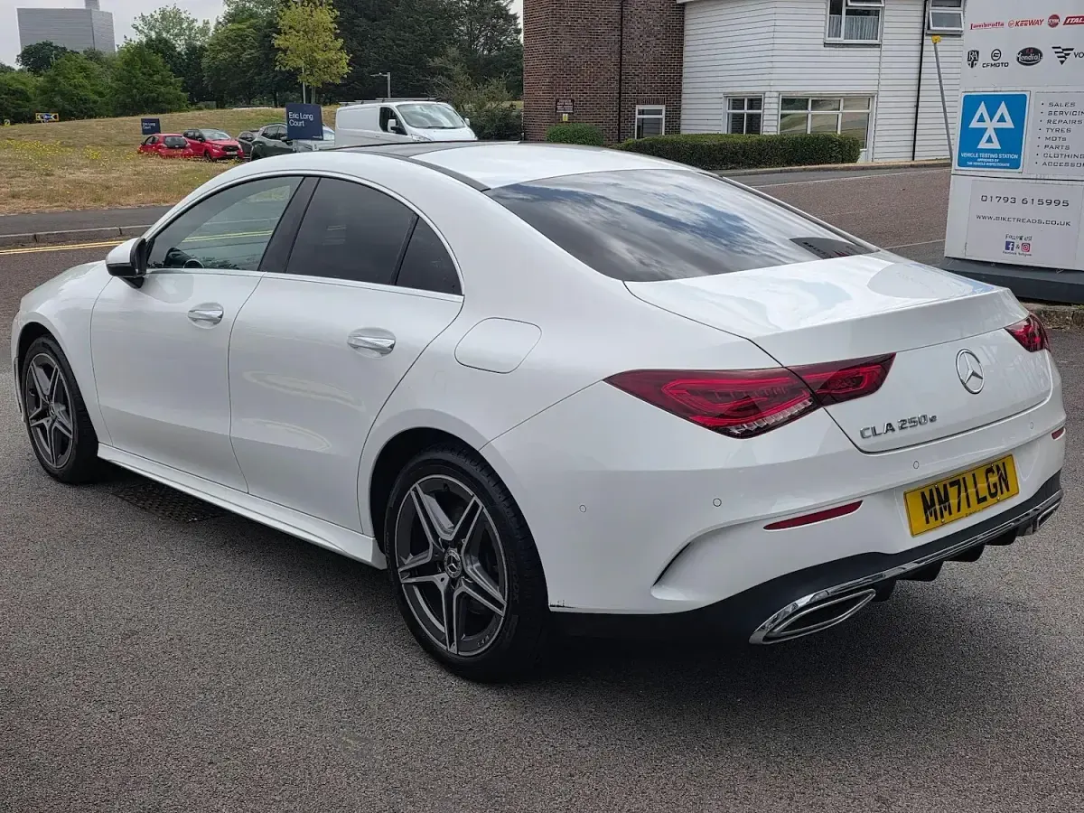 Used Mercedes CLA250e AMG Line Premium Plus 218 HP (160 kW) 2022 White Coupe