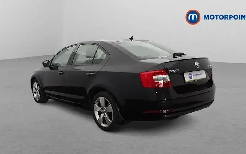 Used Skoda Octavia SE Drive 150 HP (110 kW) 2020 Black Hatchback