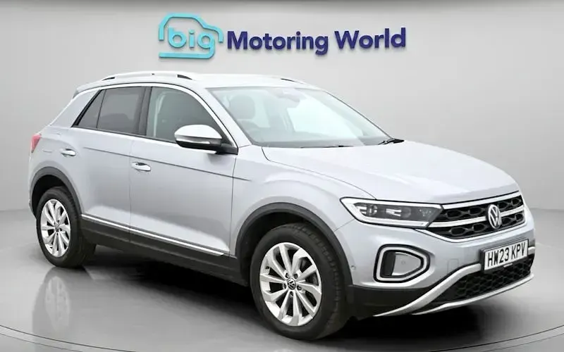 Usado VW T-Roc Style 150 HP (110 kW) 2025 SUV