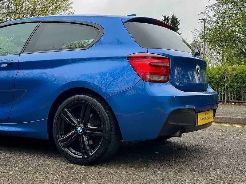 Used BMW 118 M Sport 170 HP (125 kW) 2014 Blue Hatchback