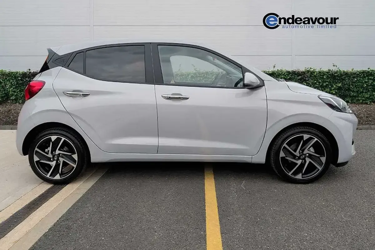 New Hyundai i10 Premium 79 HP (58 kW) 2026 Hatchback