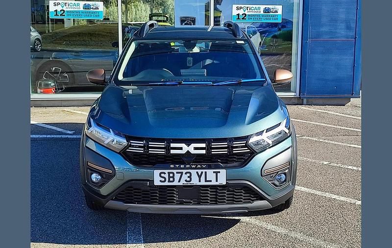 Used Dacia Sandero Extreme 90 HP (66 kW) 2023 Green Hatchback