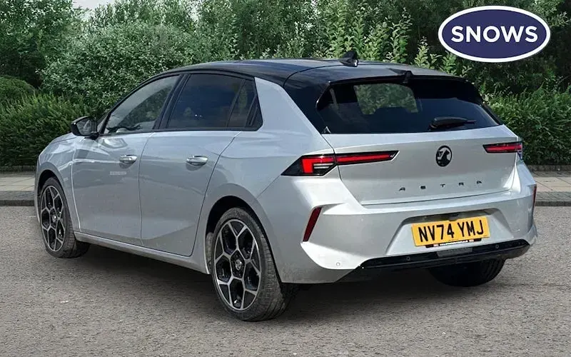 Used Vauxhall Astra Ultimate 131 HP (96 kW) 2025 Grey Hatchback