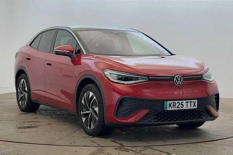 Grenadilla black Used 2025 VW ID.5 Pro SUV | £27,395 (Fair price) - Image 1/4