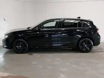 Used Vauxhall Astra 130 HP (95 kW) 2023 Black Hatchback