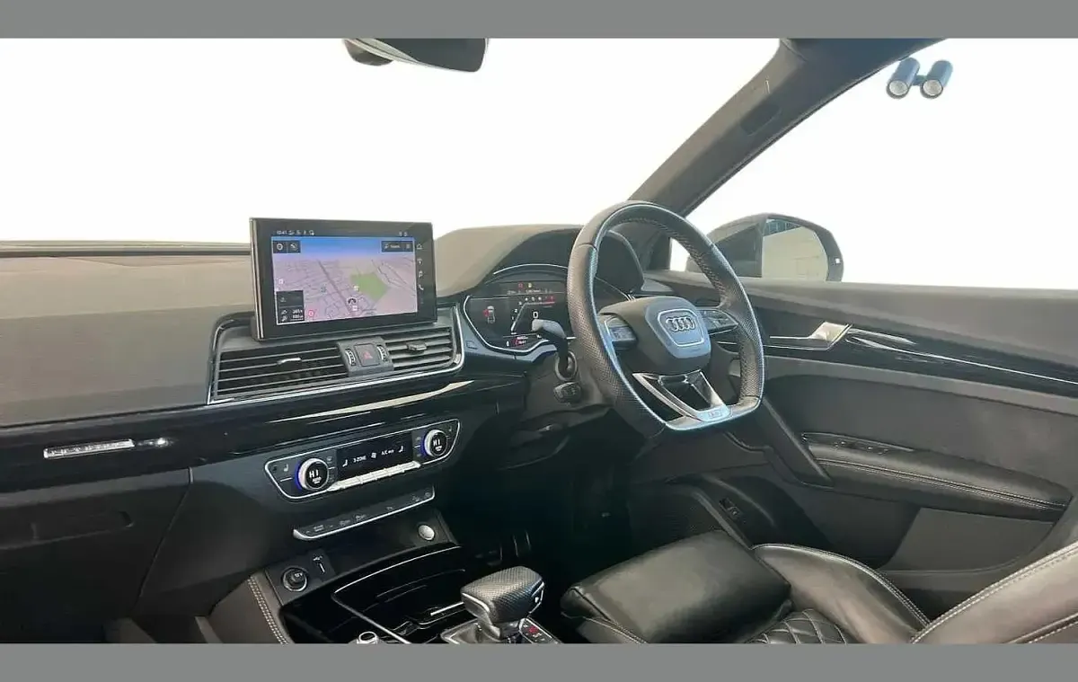 Used Audi Q5 Sportback Comfort 261 HP (191 kW) 2022 Black SUV