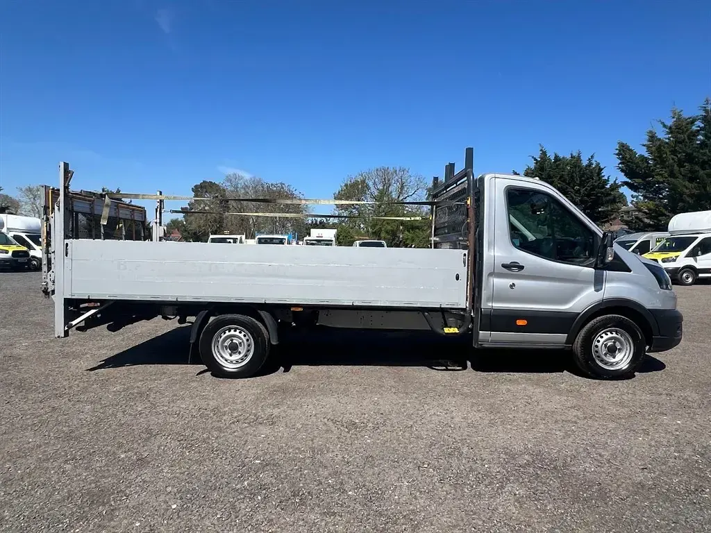 Used Ford Transit 130 HP (95 kW) 2022 Silver Van