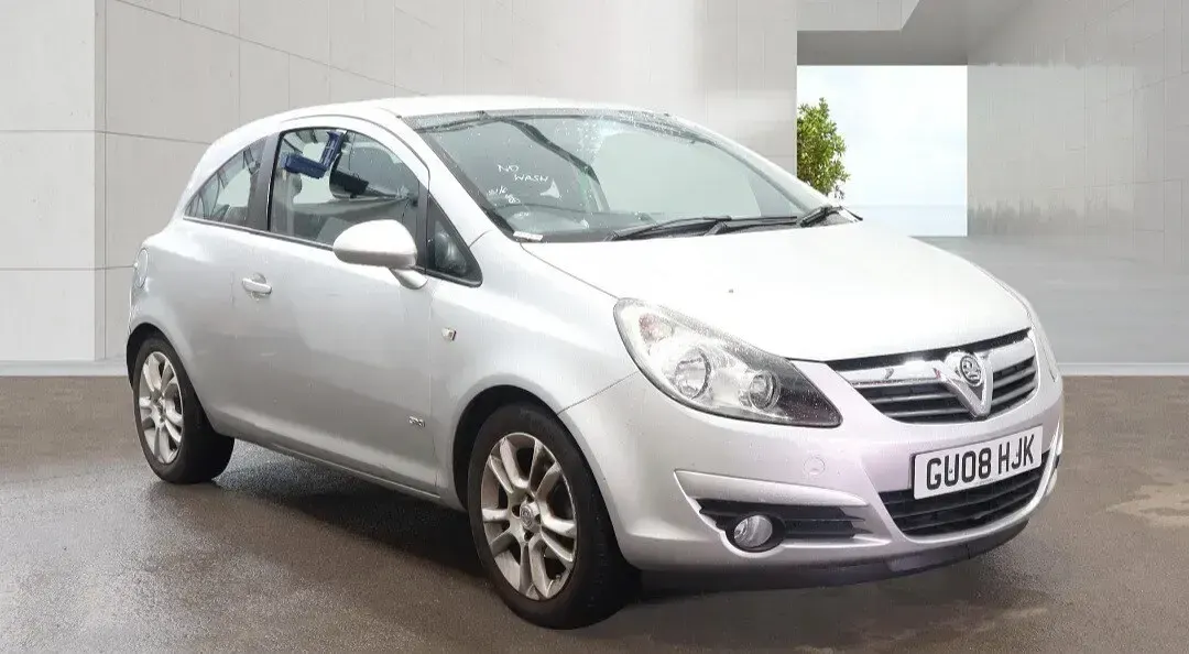 Used Vauxhall Corsa 89 HP (65 kW) 2008 Silver Hatchback