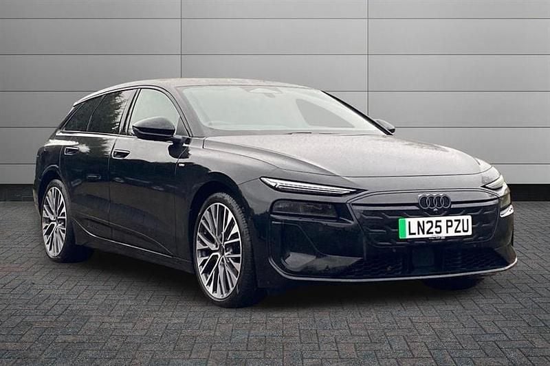 Used Audi A6 e-tron Comfort 210 kW (286 HP) 2025 Mythos black Estate