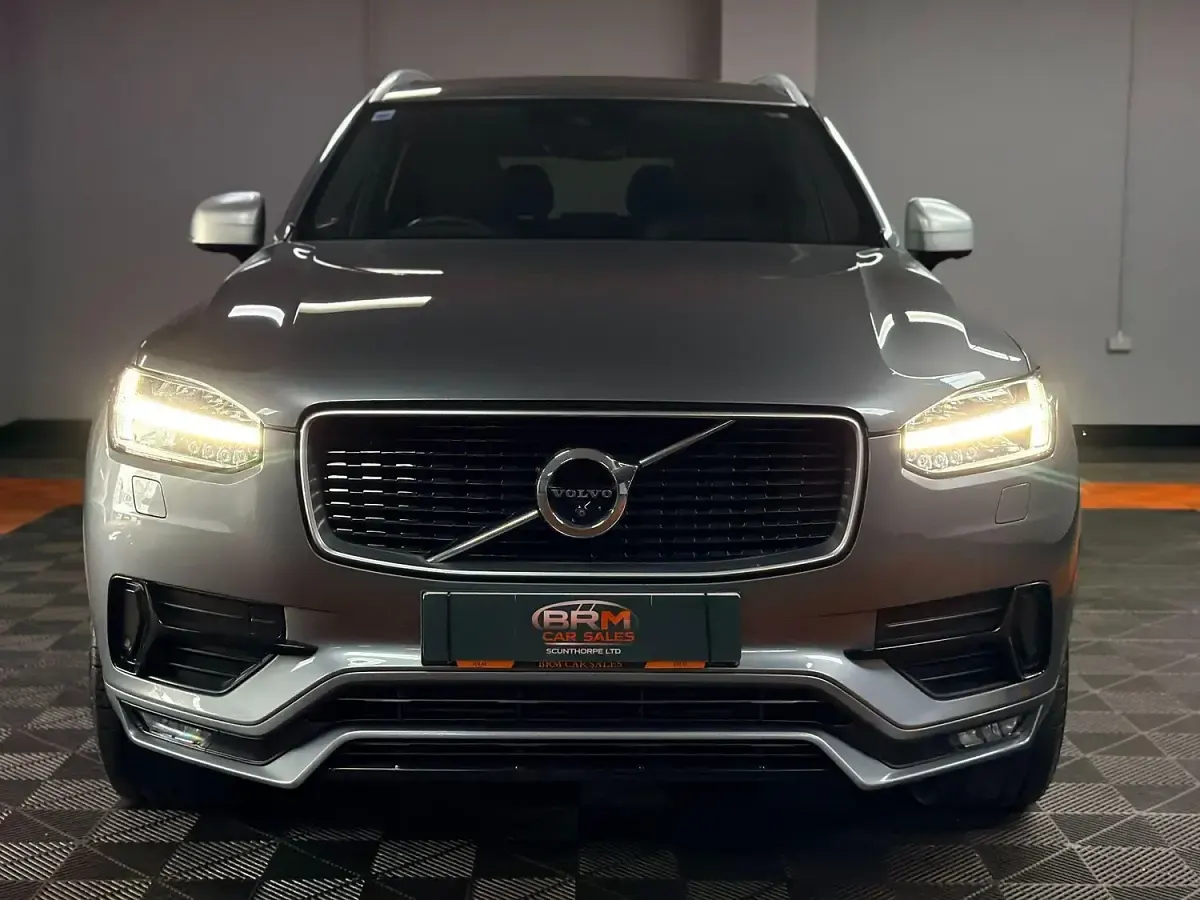 Used Volvo XC90 R-Design 225 HP (165 kW) 2015 Grey SUV
