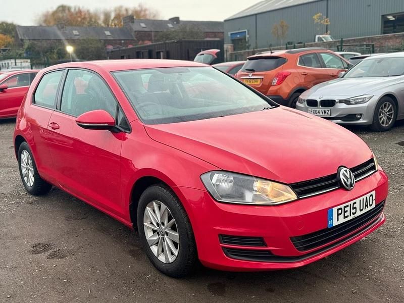 Red Used 2015 VW Golf VII S Hatchback | £6,390 (Good price) - Image 1/3