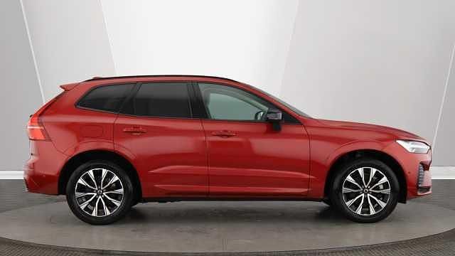 Used Volvo XC60 Plus 194 HP (142 kW) 2023 SUV