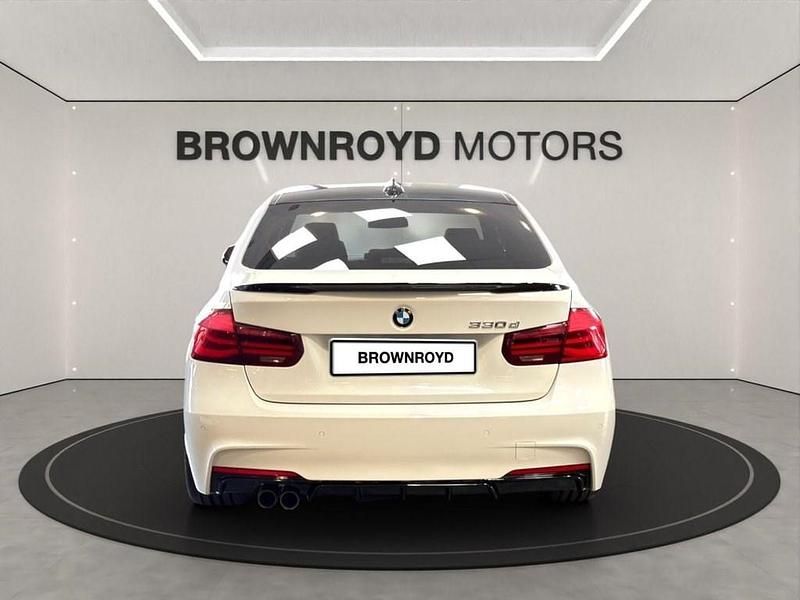 Usado BMW 330 M Sport 2018 Blanco Berlina