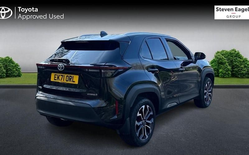 Used Toyota Yaris Hybrid Design 116 HP (85 kW) 2026 Estate