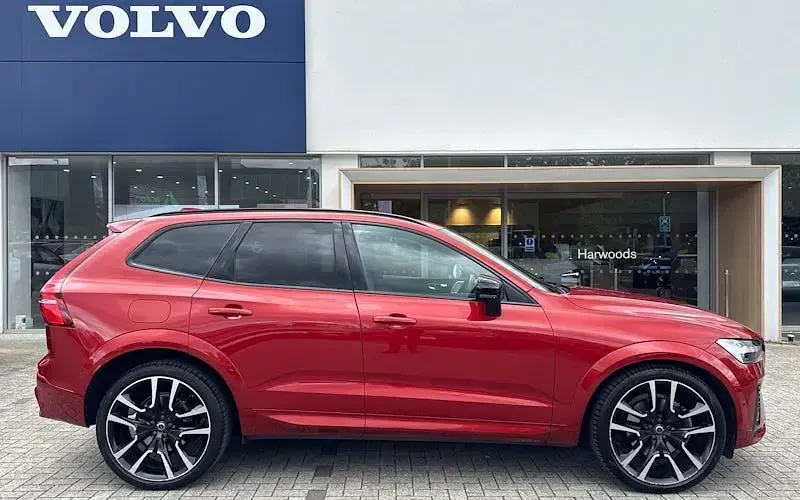 Used Volvo XC60 Ultimate 250 HP (183 kW) 2023 SUV
