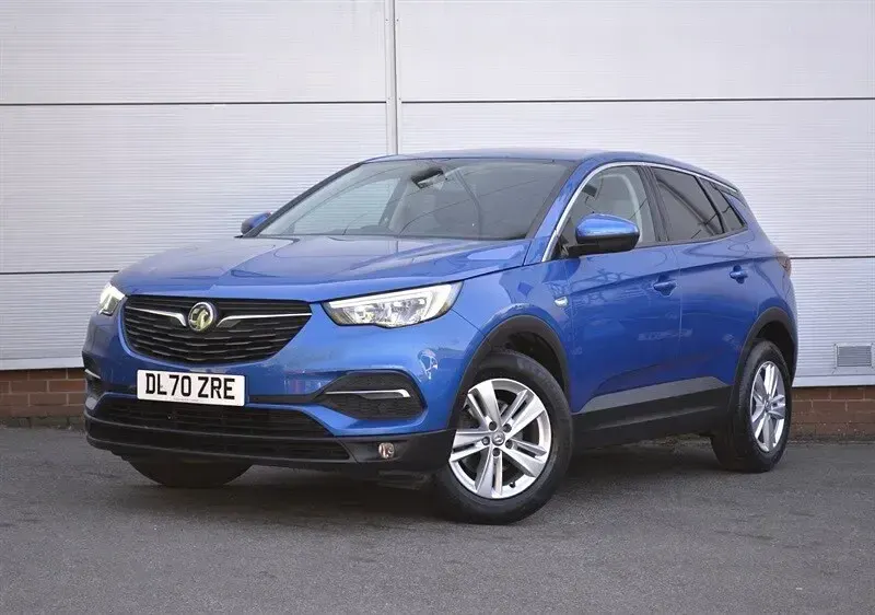 Used Vauxhall Grandland X Business Edition 130 HP (95 kW) 2021 Blue SUV