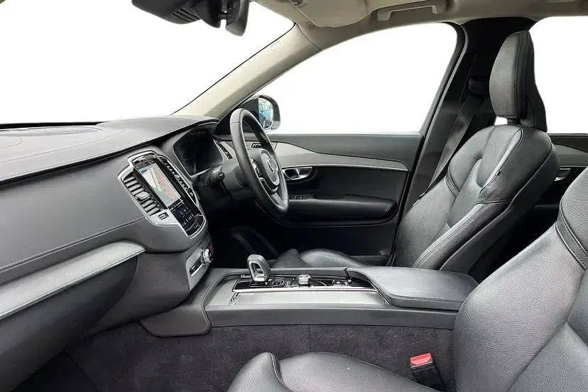 Used Volvo XC90 Plus 235 HP (172 kW) 2022 Blue SUV