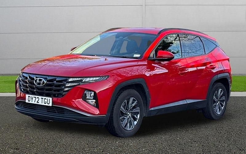 Used Hyundai Tucson SE 150 HP (110 kW) 2022 Red SUV