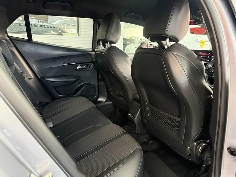 Used Peugeot 2008 GT 130 HP (95 kW) 2021 Grey SUV