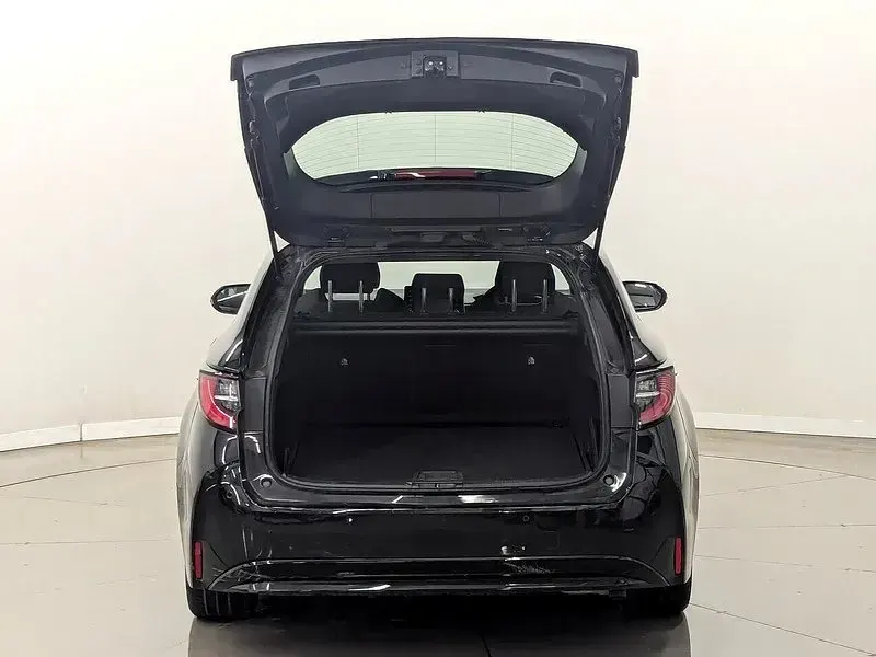 Used Toyota Corolla 122 HP (89 kW) 2021 Black Estate