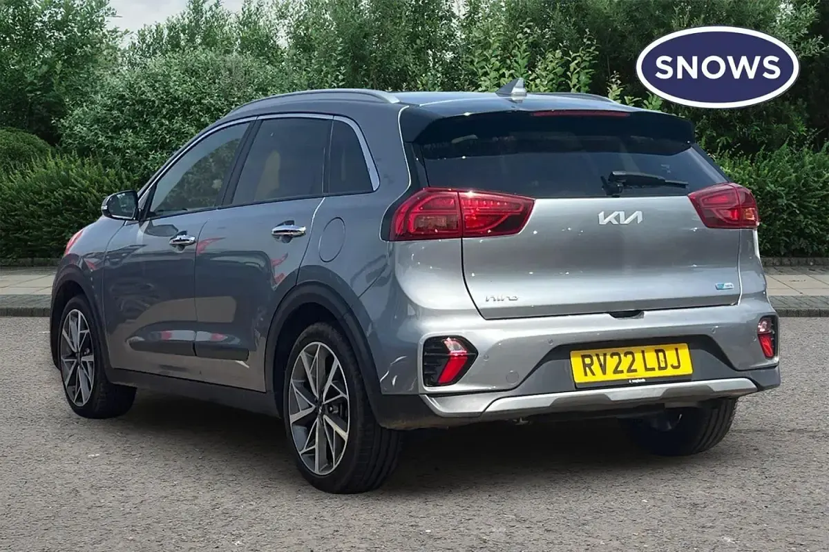 Used Kia Niro 139 HP (102 kW) 2022 Grey SUV