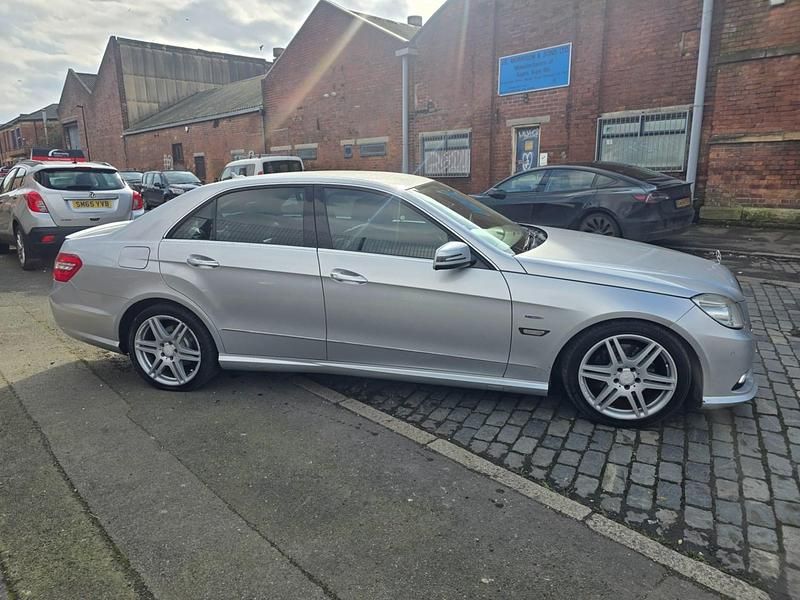 Used Mercedes E350 2009 Silver Sedan