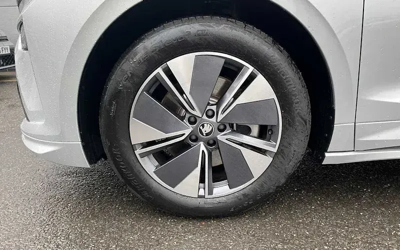 Used Skoda Enyaq iV 210 kW (286 HP) 2025 Silver SUV