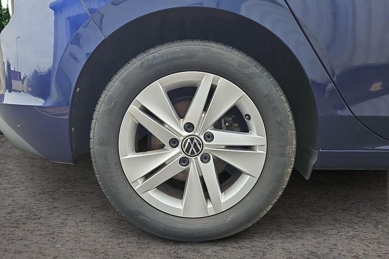 Used VW Golf VIII S 150 HP (110 kW) 2022 Blue Hatchback