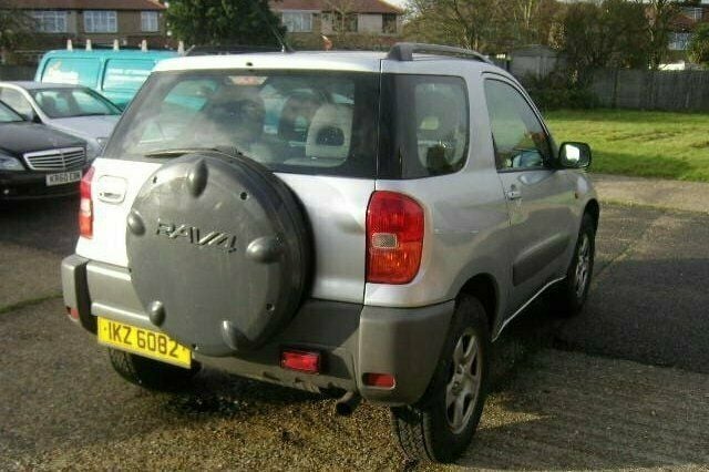 Used Toyota RAV4 123 HP (90 kW) 2002 SUV