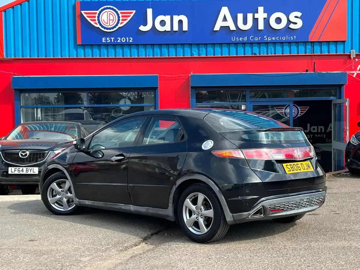 Used Honda Civic SE 2006 Black Hatchback