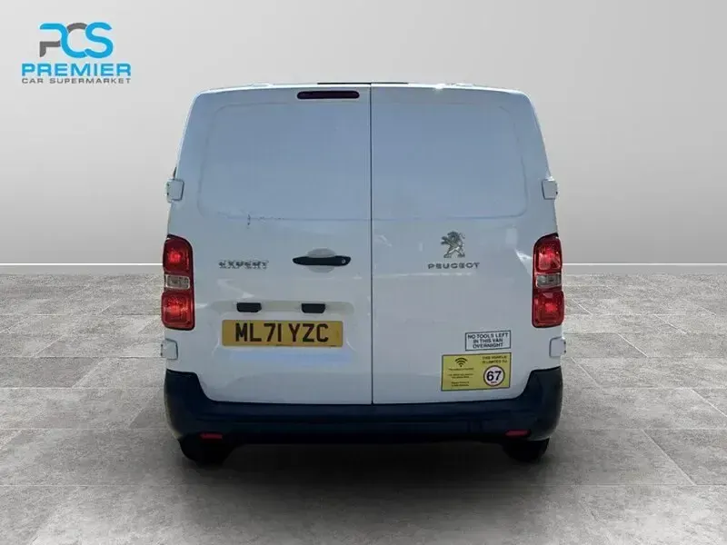 Käytetty Peugeot Expert 2021 Valkoinen Van