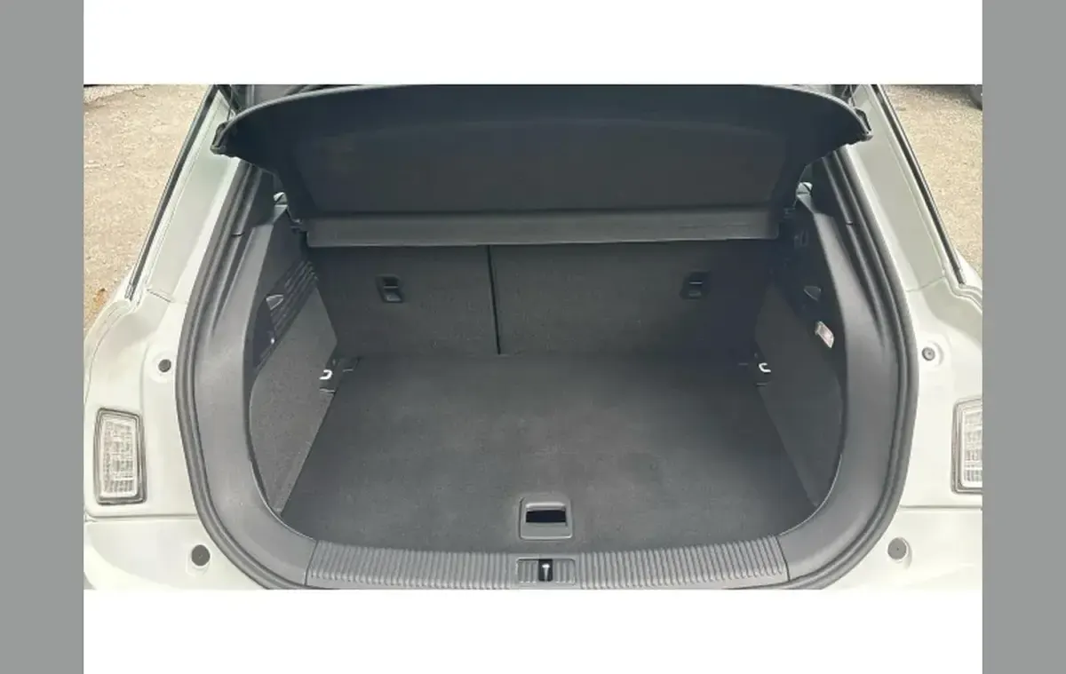 Used Audi A1 S-Line 125 HP (91 kW) 2017 White Hatchback