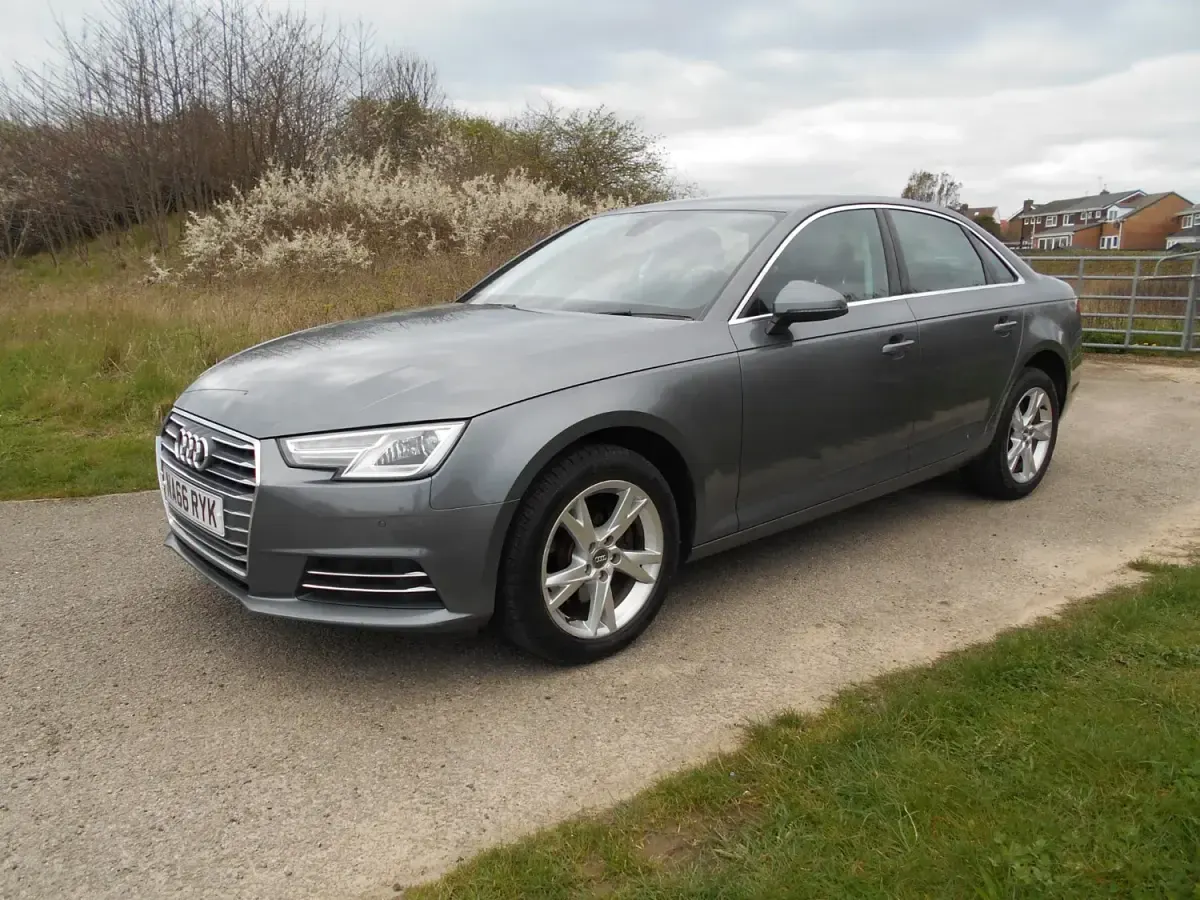 Gebraucht Audi A4 Sport 2016 Grau Limousine