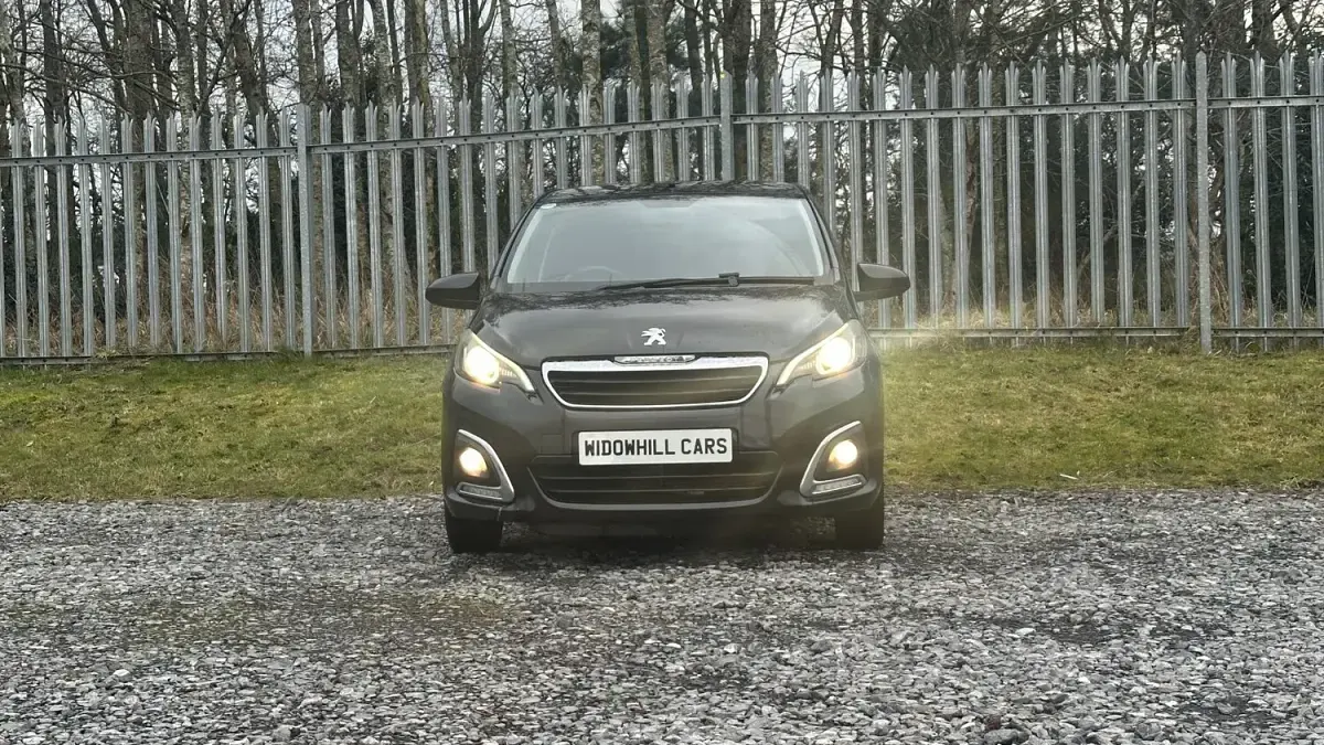 Used Peugeot 108 Allure 82 HP (60 kW) 2014 Black Hatchback