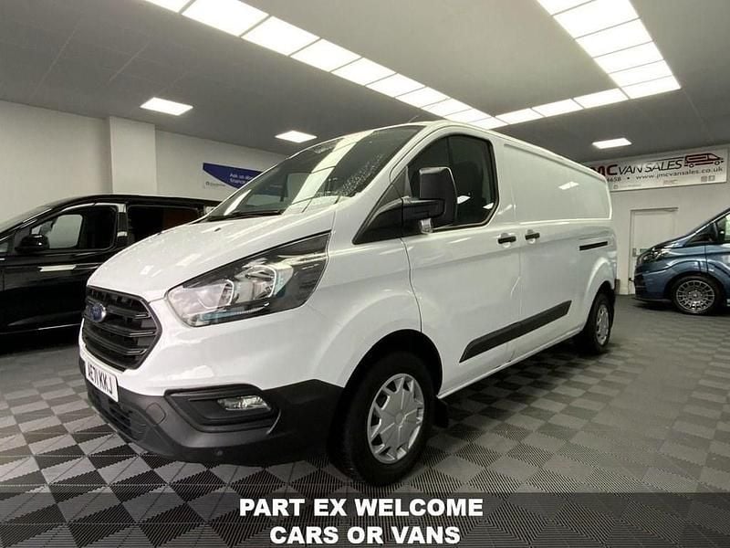 Used Ford Transit Custom S 105 HP (77 kW) 2021 White Van