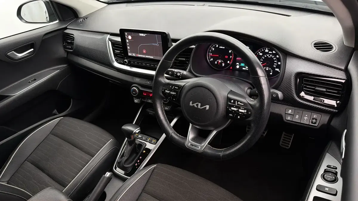 Used Kia Stonic GT-Line S 120 HP (88 kW) 2023 SUV