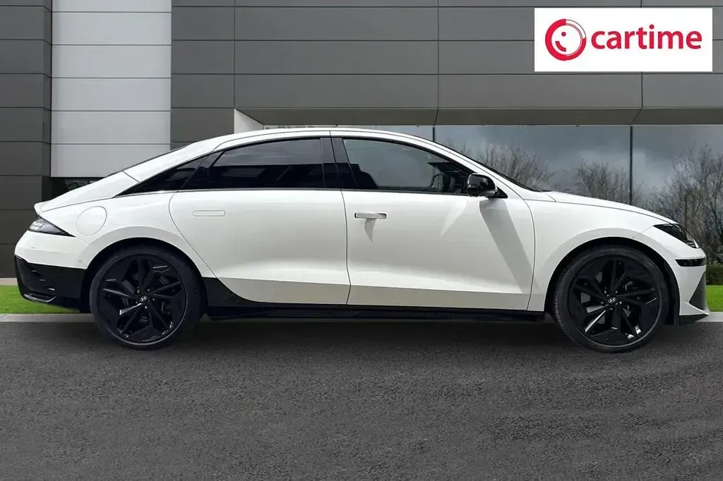 Used Hyundai Ioniq 6 Edition 239 kW (325 HP) 2023 White Sedan