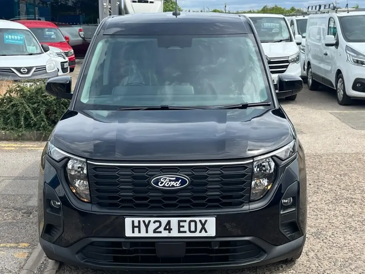 Used Ford Transit Courier Limited 125 HP (91 kW) 2024 Black Van