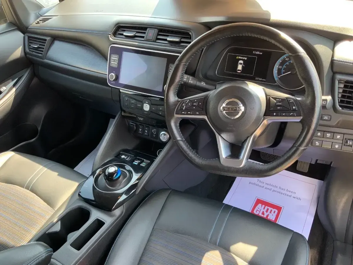 Used Nissan Leaf N-Connecta 110 kW (150 HP) 2020 Grey Hatchback